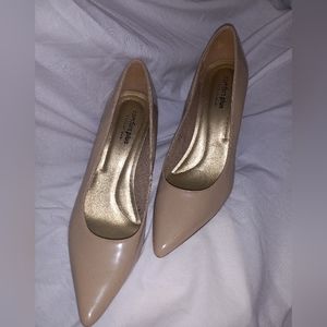 Nude Size 8 Comfort Plus 1.5in Women's Heels
